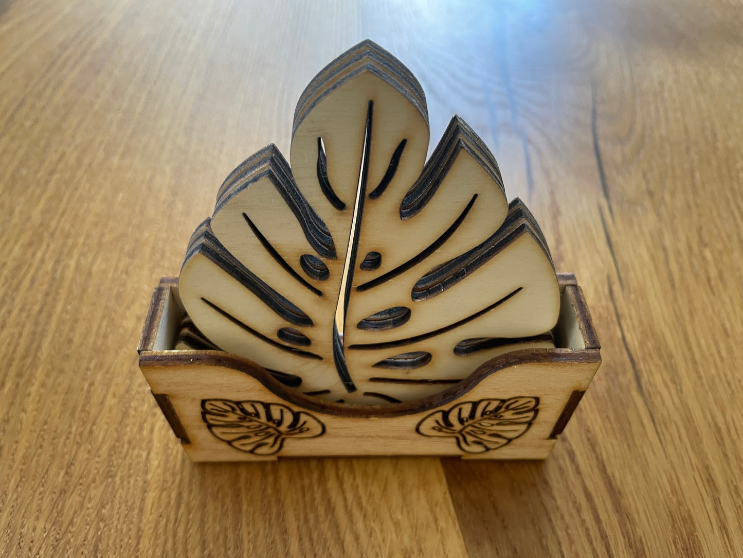6 Untersetzer Monstera 'Deliciosa' aus Holz